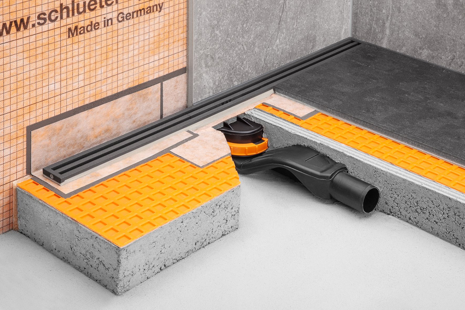 De vlakke opbouw van het Schlüter KERDI-LINE-VARIO-systeem maakt dit tot een ideale oplossing voor badkamerrenovaties.