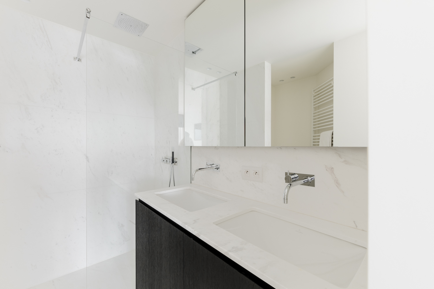 natuursteen badkamer